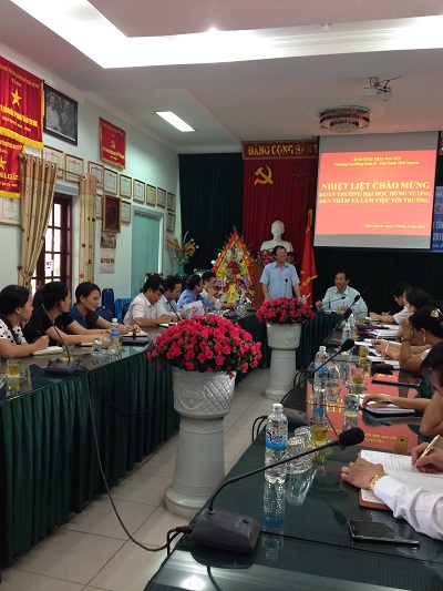 Đón tiếp và làm việc với trường Đại học Hùng Vương - Phú Thọ